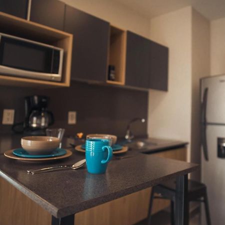ספופן Livup Suites En Zona Iteso מראה חיצוני תמונה