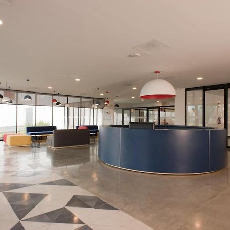 ספופן Livup Suites En Zona Iteso מראה חיצוני תמונה