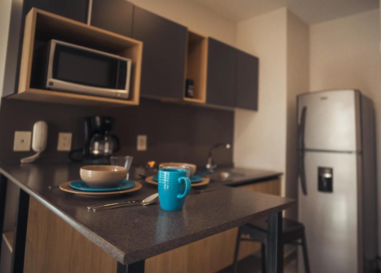 ספופן Livup Suites En Zona Iteso מראה חיצוני תמונה